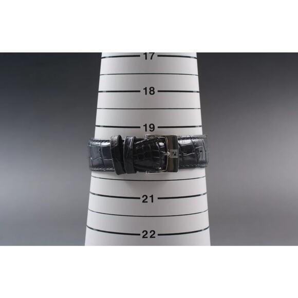 Fendi Watch 2100G DayDate 35mm Swiss Made Quartz W/ Black Leather Band & Battery - Picture 9 of 11